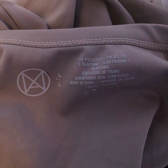 Tan compression shirt - Picture 2 of 2